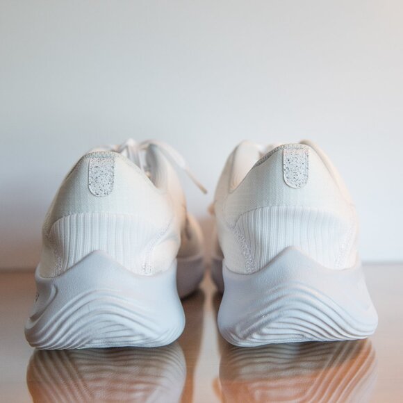 Nike Flex Experience Run 11 - Womens size 10.5 wide - Picture 6 of 8